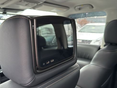 Used 2022 Nissan Armada Platinum image 33