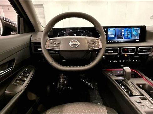New 2026 Nissan Sentra SV w/ SV Convenience Package FWD image 22
