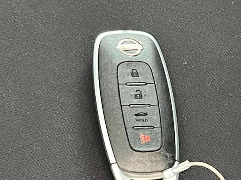 Used 2025 Nissan Sentra SV FWD image 21