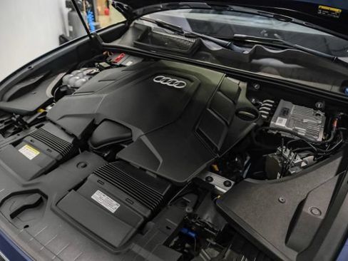 Used 2021 Audi Q8 Premium Plus w/ Premium Plus Package AWD/4WD image 51