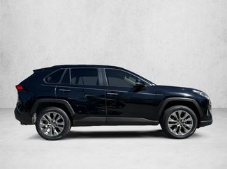 Used 2019 Toyota RAV4 Limited w/ Cold Weather Package AWD/4WD video 4