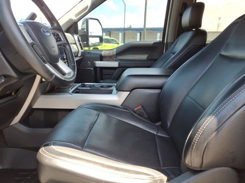 Used 2019 Ford F250 Lariat w/ Lariat Value Package AWD/4WD image 22