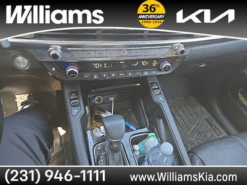 Used 2020 Kia Telluride EX w/ EX Premium Package AWD/4WD image 17