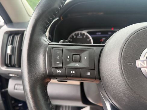 Used 2023 Nissan Pathfinder SL w/ SL Premium Package AWD/4WD image 29