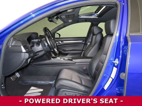 Used 2020 Honda Accord Sport image 4