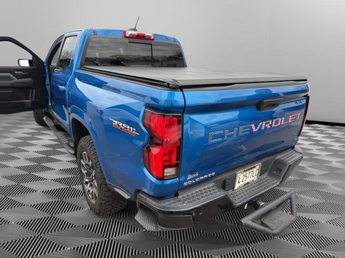 Used 2023 Chevrolet Colorado Z71 w/ Z71 Convenience Package 2 image 5