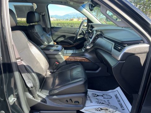 Used 2016 Chevrolet Suburban LTZ image 11