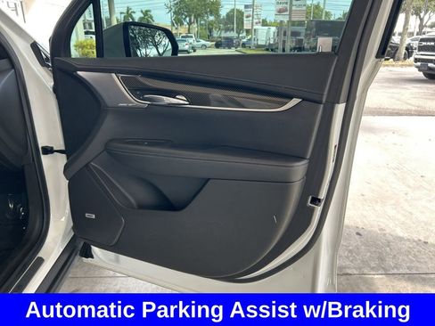 Used 2021 Cadillac XT6 Sport image 29