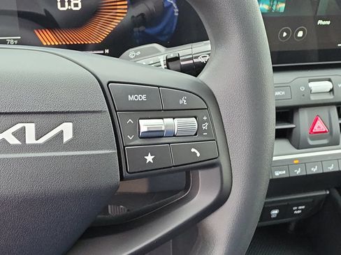 New 2026 Kia K4 FWD image 30