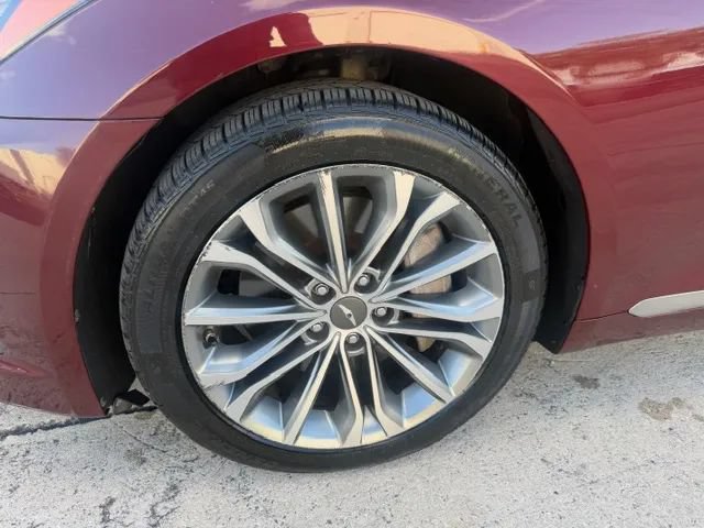 Used 2017 Genesis G80 3.8 RWD image 9