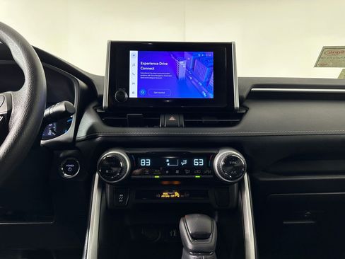 Used 2024 Toyota RAV4 XLE image 26