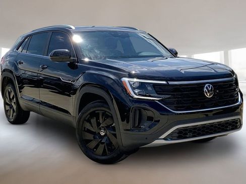 New 2026 Volkswagen Atlas Cross Sport SE AWD/4WD image 2