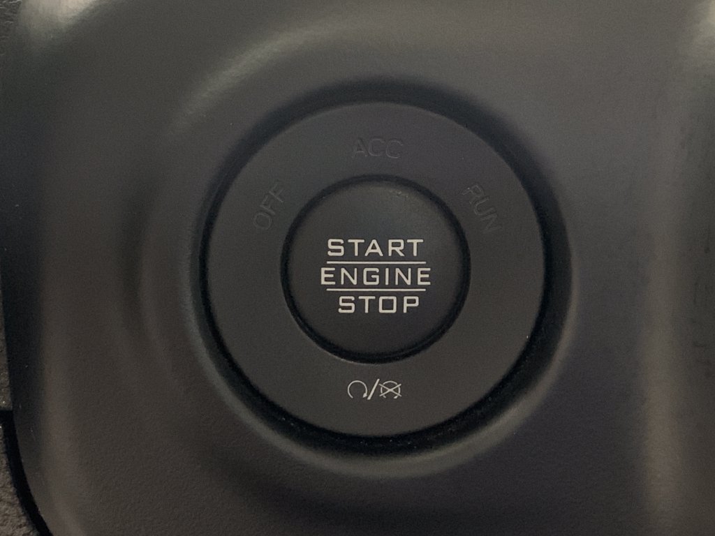 Used 2023 Jeep Wrangler Unlimited Sport AWD/4WD image 14