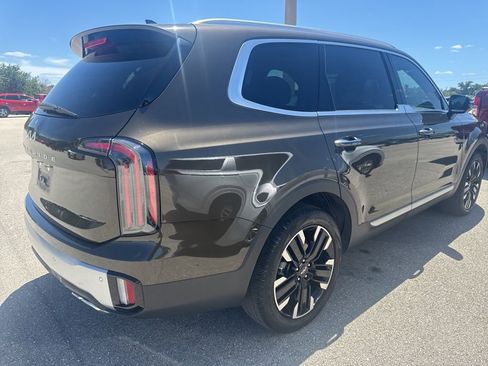 Used 2024 Kia Telluride SX image 2