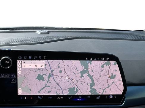 New 2026 Chevrolet Equinox EV LT FWD image 15