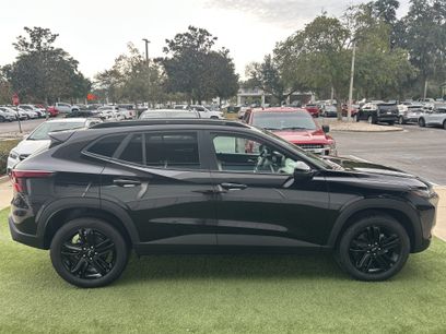 New 2025 Chevrolet Trax ACTIV w/ Sunroof Package