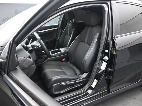Used 2021 Honda Civic Sport image 8