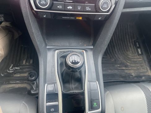Used 2018 Honda Civic EX-T image 11