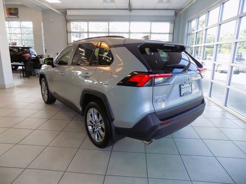 Used 2025 Toyota RAV4 XLE Premium w/ Weather Package FWD image 5