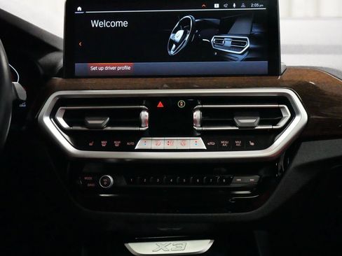Used 2023 BMW X3 xDrive30i w/ Premium Package AWD/4WD image 7