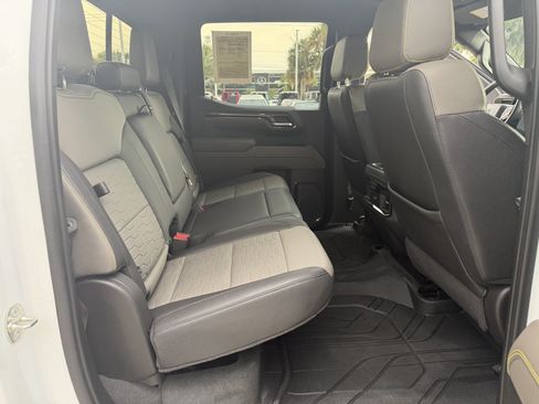 Used 2024 Chevrolet Silverado 1500 ZR2 w/ Technology Package AWD/4WD image 26