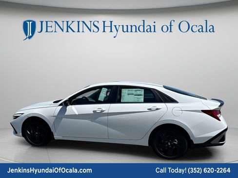 New 2026 Hyundai Elantra SEL Sport Premium FWD image 10