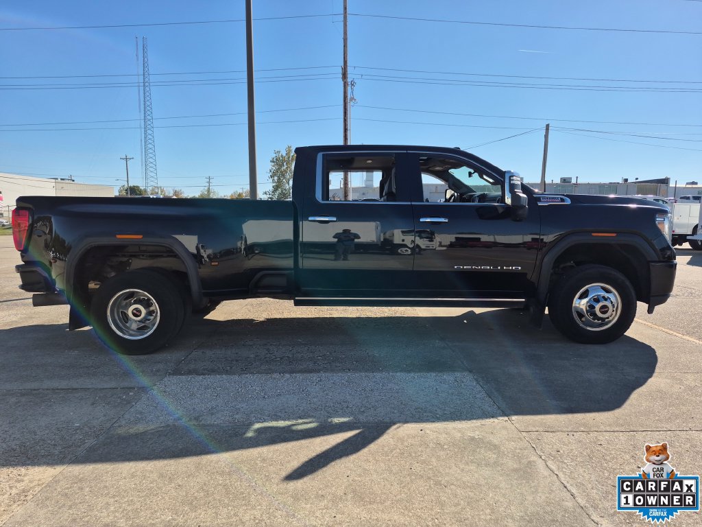 Used 2021 GMC Sierra 3500 Denali w/ Denali Ultimate Package AWD/4WD image 8