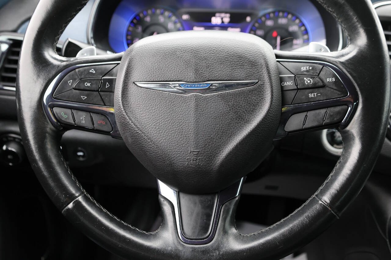 Used 2015 Chrysler 200 S w/ Navigation & Sound Group I FWD image 18