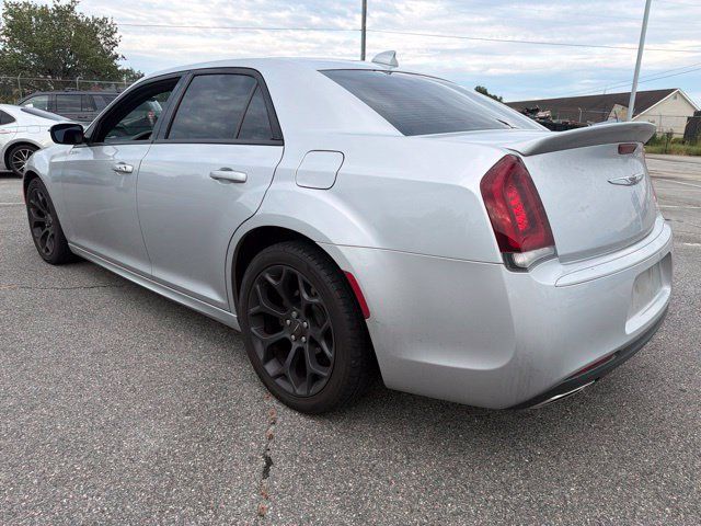 Used 2020 Chrysler 300 S RWD image 5