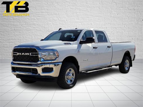 Used 2022 RAM 3500 Tradesman image 1