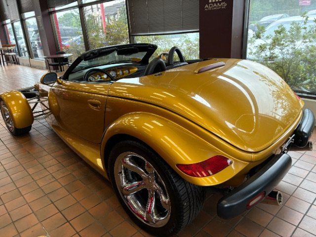 Used 2002 Chrysler Prowler RWD image 9