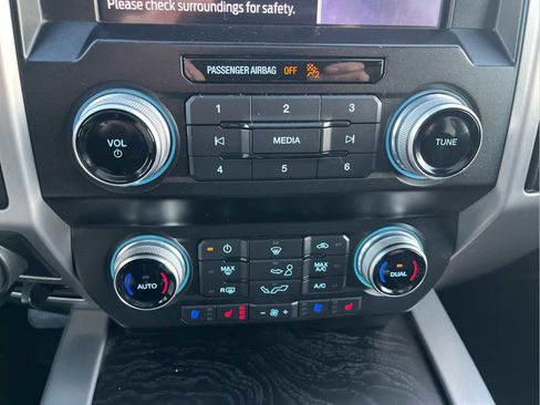 Used 2020 Ford F150 Platinum w/ Equipment Group 701A Luxury image 54