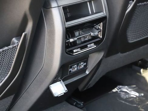 New 2026 Jeep Grand Cherokee Laredo X AWD/4WD image 17