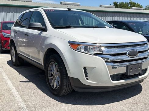 Used 2013 Ford Edge SE FWD image 3