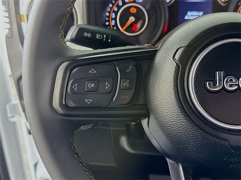 Used 2025 Jeep Wrangler Sport S image 13