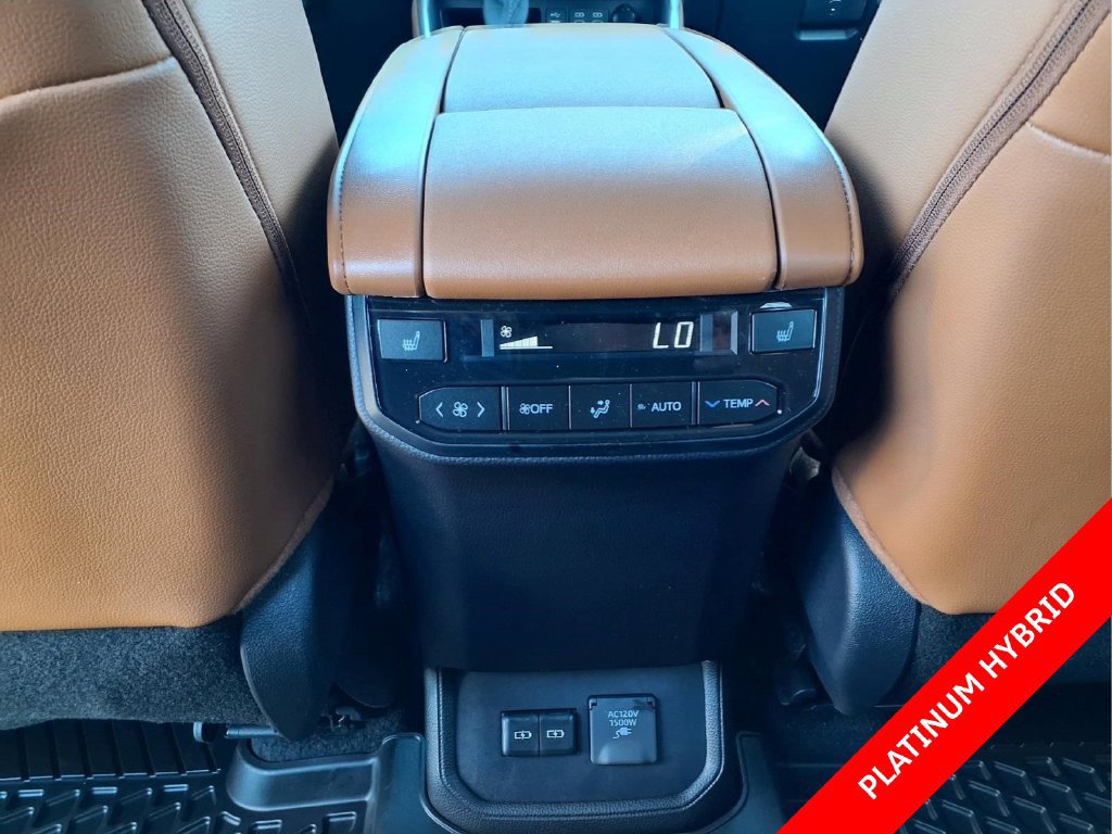 Used 2026 Toyota Highlander Platinum AWD/4WD image 35