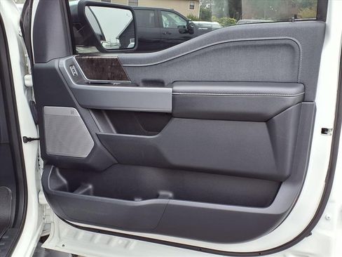 Used 2023 Ford F150 Lariat w/ Equipment Group 502A High image 12