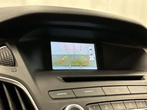 Used 2016 Ford Focus SE w/ Equipment Group 201A FWD image 23