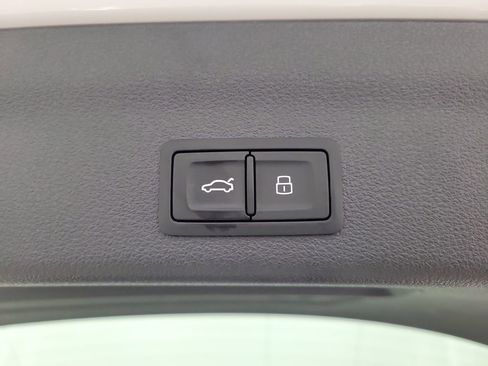 Used 2020 Audi A6 3.0T allroad Premium Plus image 11