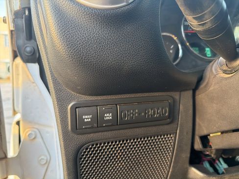 Used 2013 Jeep Wrangler Rubicon w/ PWR Convenience Group image 13