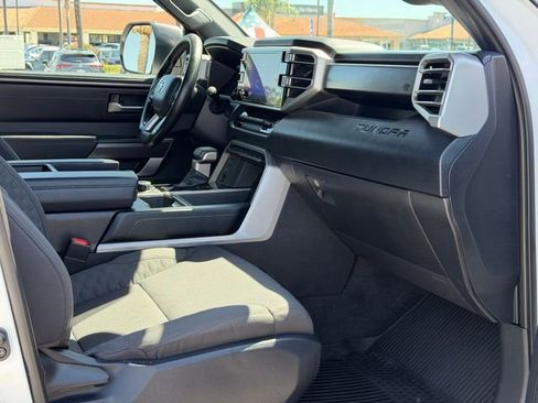 Used 2025 Toyota Tundra SR5 AWD/4WD image 19
