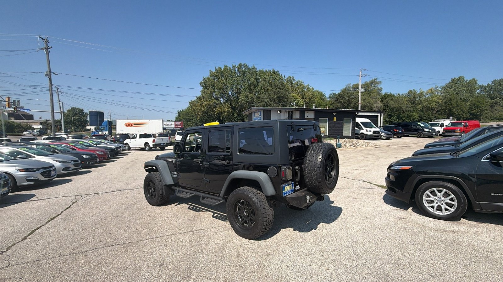 Used 2013 Jeep Wrangler Unlimited Sport w/ Connectivity Group AWD/4WD image 4