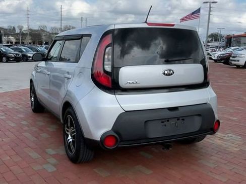 Used 2015 Kia Soul image 9