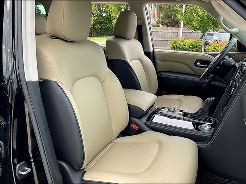 Certified 2023 INFINITI QX80 Premium Select w/ Cargo Package AWD/4WD image 30