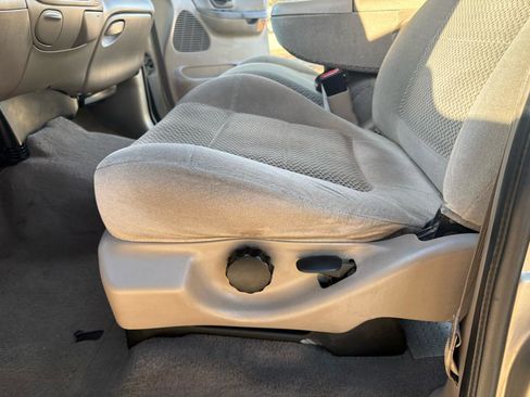 Used 2001 Ford F150 XLT image 19