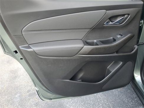 Certified 2023 Chevrolet Traverse LT image 15