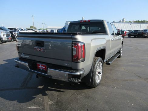 Used 2017 GMC Sierra 1500 SLT AWD/4WD image 4