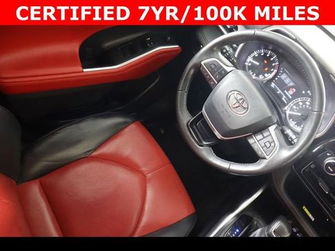 Used 2023 Toyota Highlander XSE AWD/4WD image 18