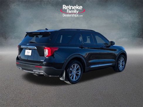 Used 2020 Ford Explorer XLT w/ Equipment Group 202A image 5