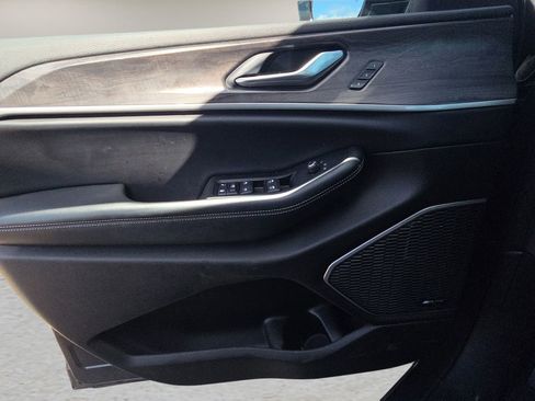 Used 2022 Jeep Grand Cherokee Limited w/ Trailer Tow Prep Group (B) image 24